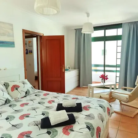 Tyna Playa Blanca (Lanzarote)